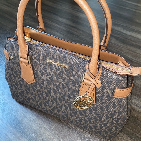Brand New Michael Kors Satchel - Picture 1 of 9